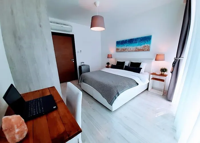 Centre Luxury With Pool Near Dunya Ivf & * Kyrenia (Northern Cyprus)