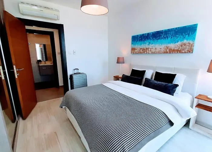 Centre Luxury With Pool Near Dunya Ivf & * Kyrenia (Northern Cyprus)