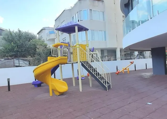 Centre Luxury With Pool Near Dunya Ivf & Сasa de vacaciones Kyrenia (Northern Cyprus)