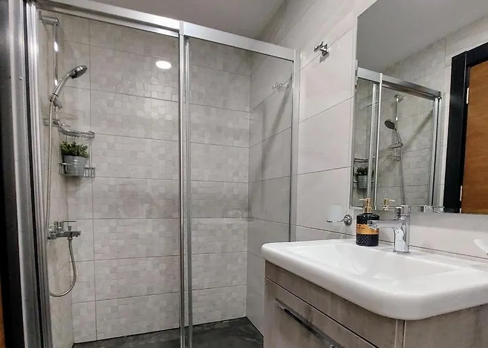 Centre Luxury With Pool Near Dunya Ivf & Сasa de vacaciones Kyrenia (Northern Cyprus)