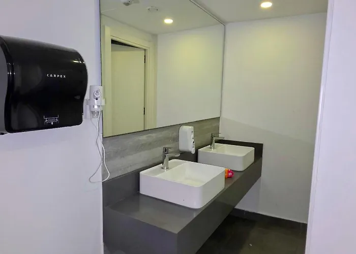 Centre Luxury With Pool Near Dunya Ivf & Сasa de vacaciones Kyrenia (Northern Cyprus)